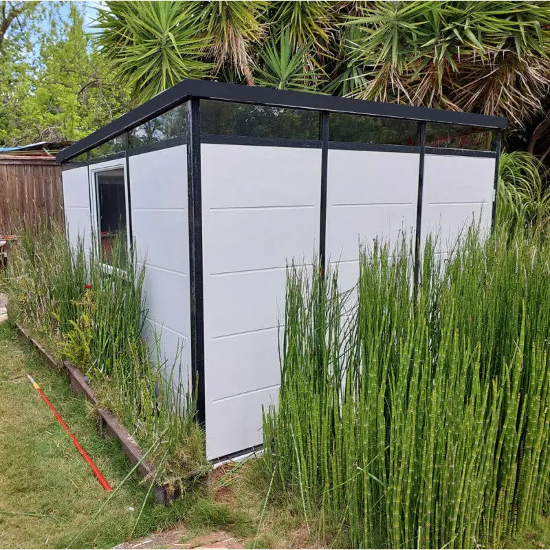 Abri de jardin modulaire isolé 3x3m profils noirs - plancher inclus - Everbox Ma boutique