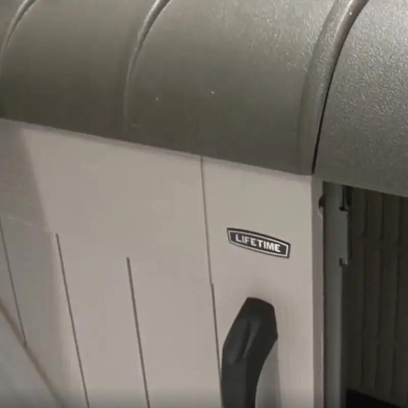 Coffre de jardin 2,06m² en PEHD imitation bois Lifetime - Habrita ESPACE EMERAUDE